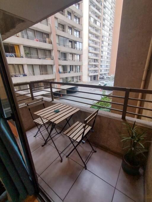 Departamento Ulises, Acogedor Departamento para 2, Metro Santa Lucía - One-Bedroom Apartment - 8