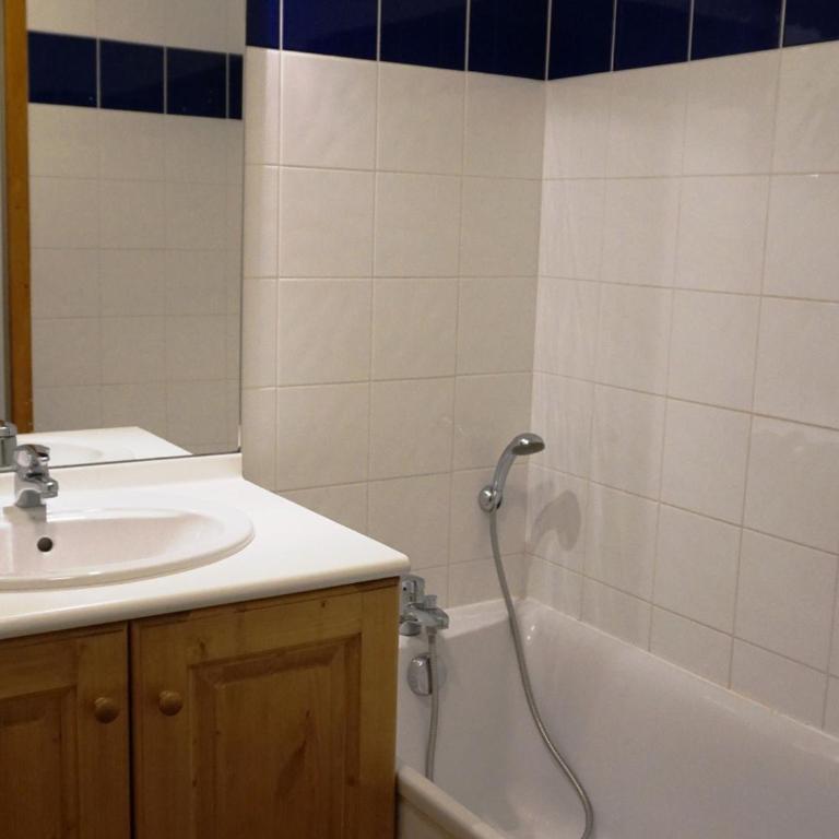 Appartement 3 pièces, 6 personnes, WiFi, parking, près des pistes - FR-1-636-231 - Appartement - 3