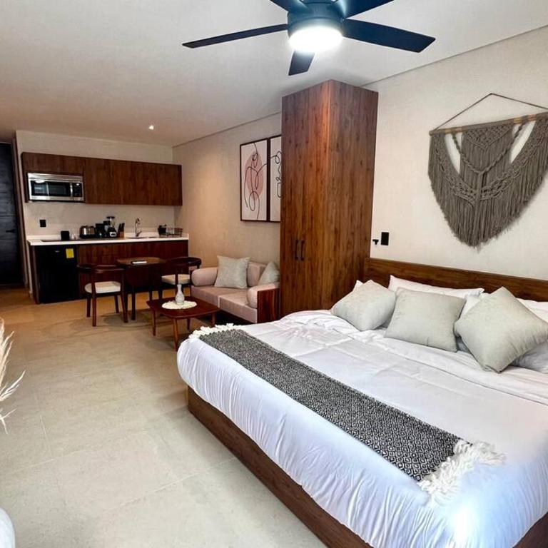 Comfy plounge pool studio - One-Bedroom Apartment - 1