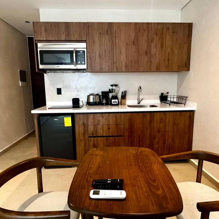 Comfy plounge pool studio - One-Bedroom Apartment - 10