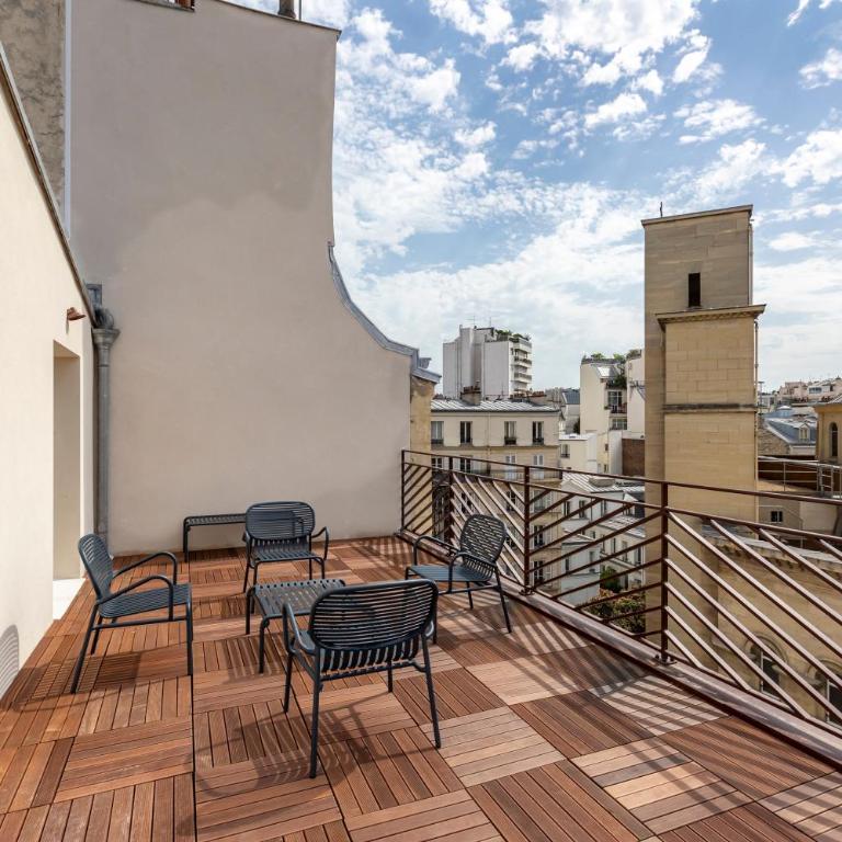 Suites FL By Sweett - Camera Matrimoniale con Terrazza - 5
