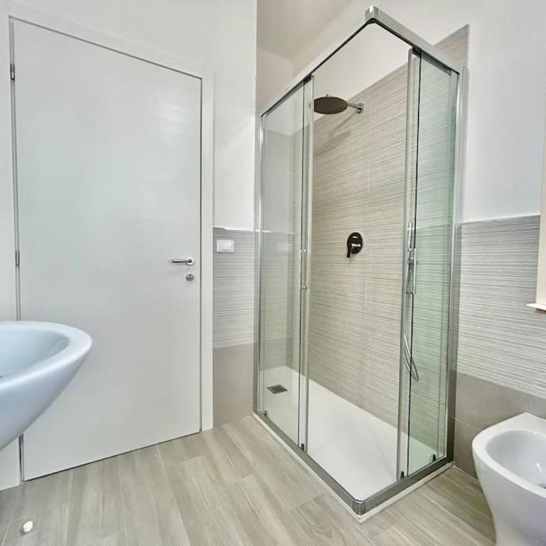 Casa Alessandra - Appartamento con 2 Camere da Letto e Balcone - 17