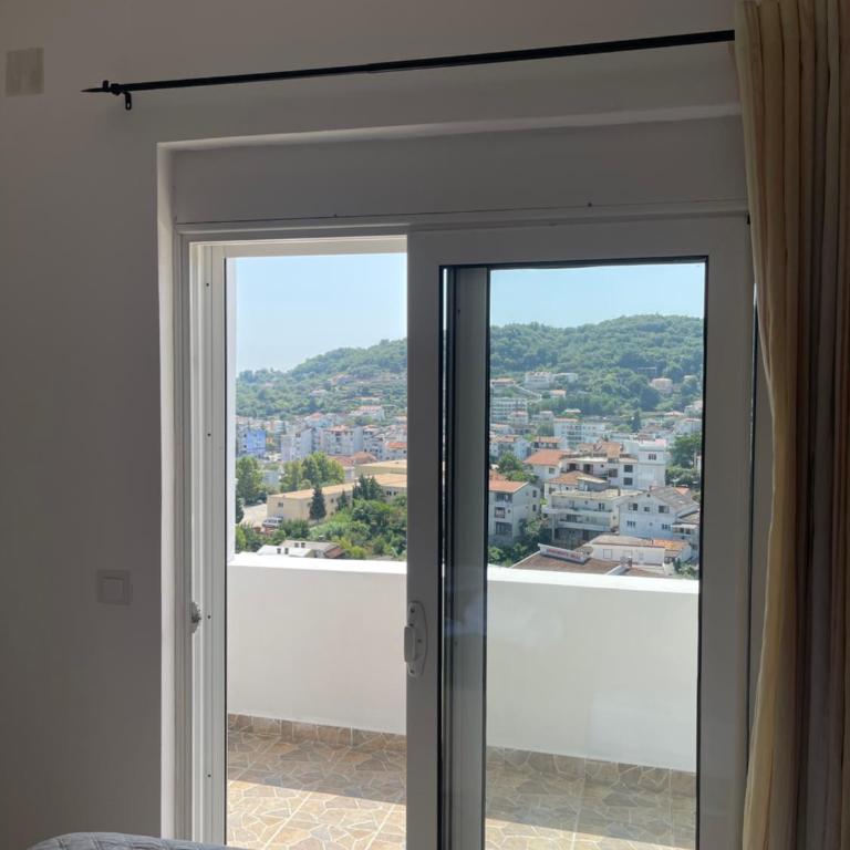 Doris Apartment Ulcinj Montenegro - One-Bedroom Apartment - 8