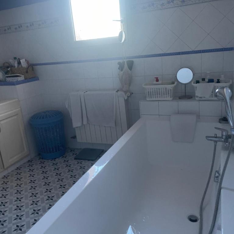 Villa avec piscine privée à Avignon - Villa with Private Pool - 8