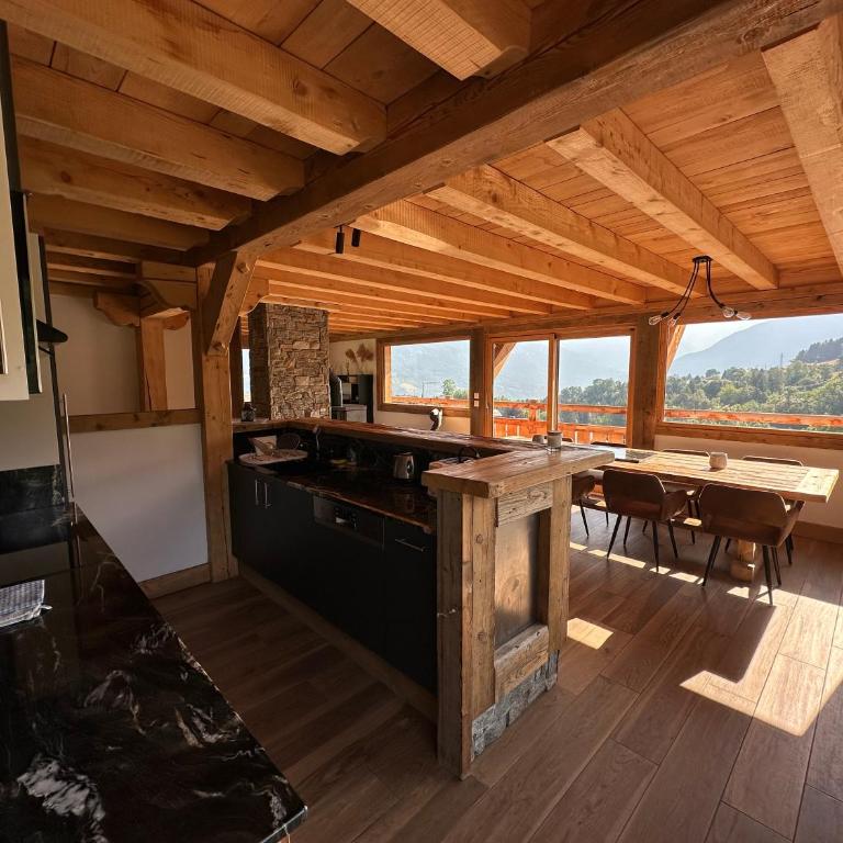 Chalet vue Mont Blanc avec jacuzzi extérieur - Appartement - 6