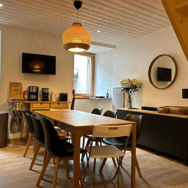 Une maison Savoyarde à Orelle accès Val Thorens - Maison 4 Chambres - 1