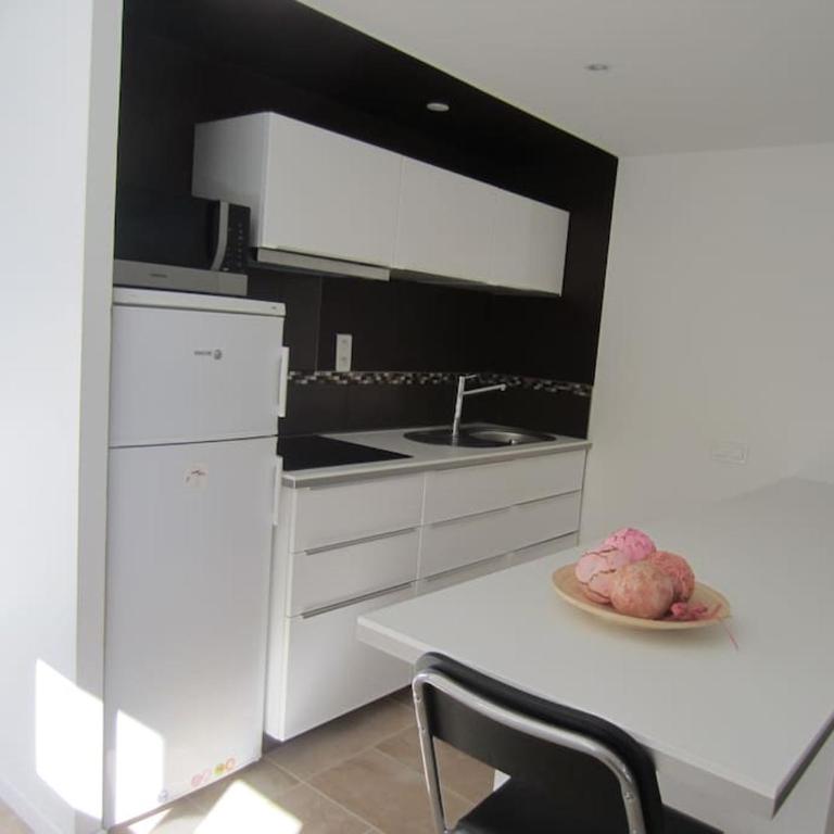 Jolie T2 rénové avec jardin clos et parking privé - Appartement 1 Chambre - 2