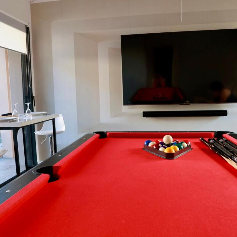 Mini Villa avec Piscine et Jacuzzi privés, Sauna et Home-Cinéma à 800m des Commodités - Villa mit privatem Pool - 17