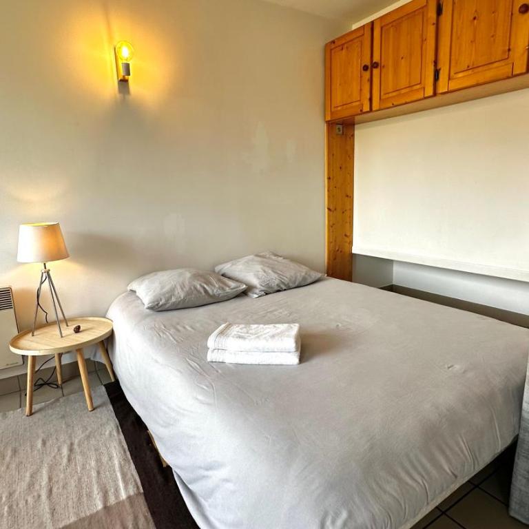 Appartement Centre Ville pied de piste Briançon - Two-Bedroom Apartment - 13
