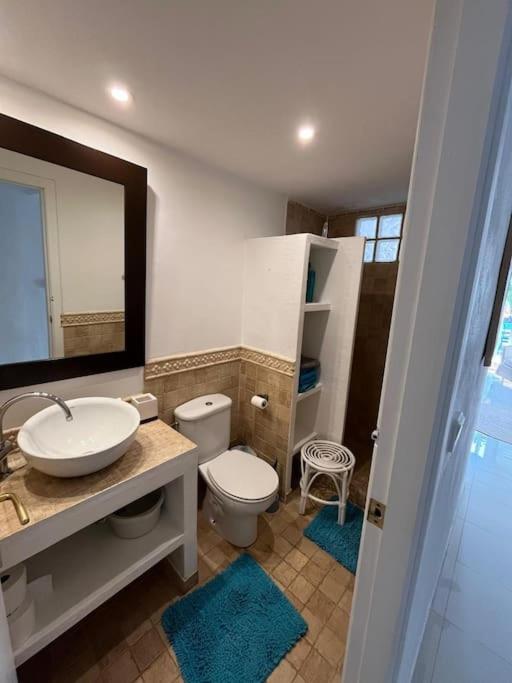 Casa Azul de Agnes - Two-Bedroom House - 26