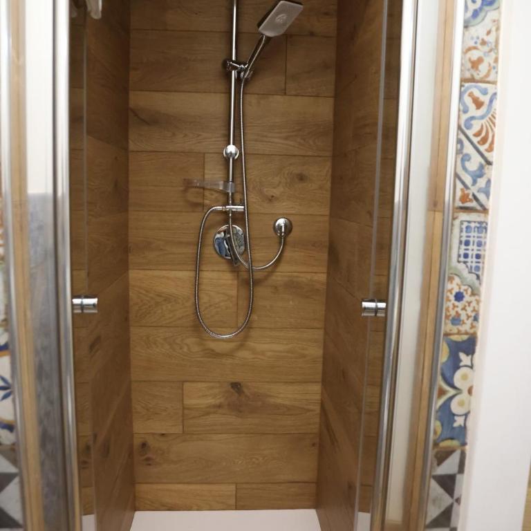 Palermo Centro Affittacamere Spina - Triple Room with Terrace - 5