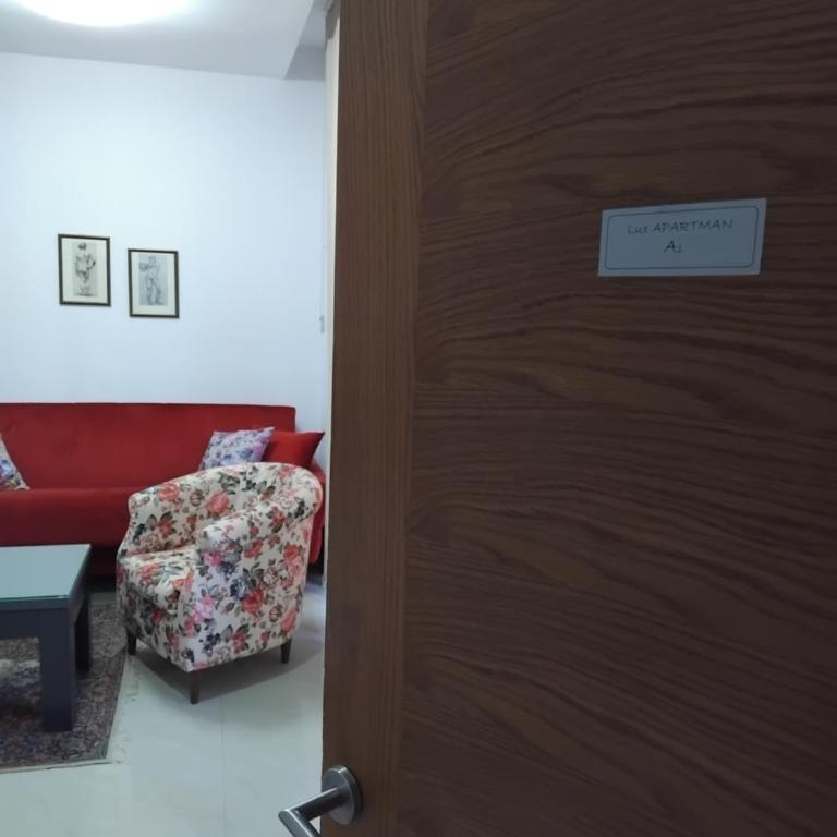 APARTMANSKI SMEŠTAJ SOLARIS kod Aqua Parka Lux Apartman LAZAR - Apartman - 14