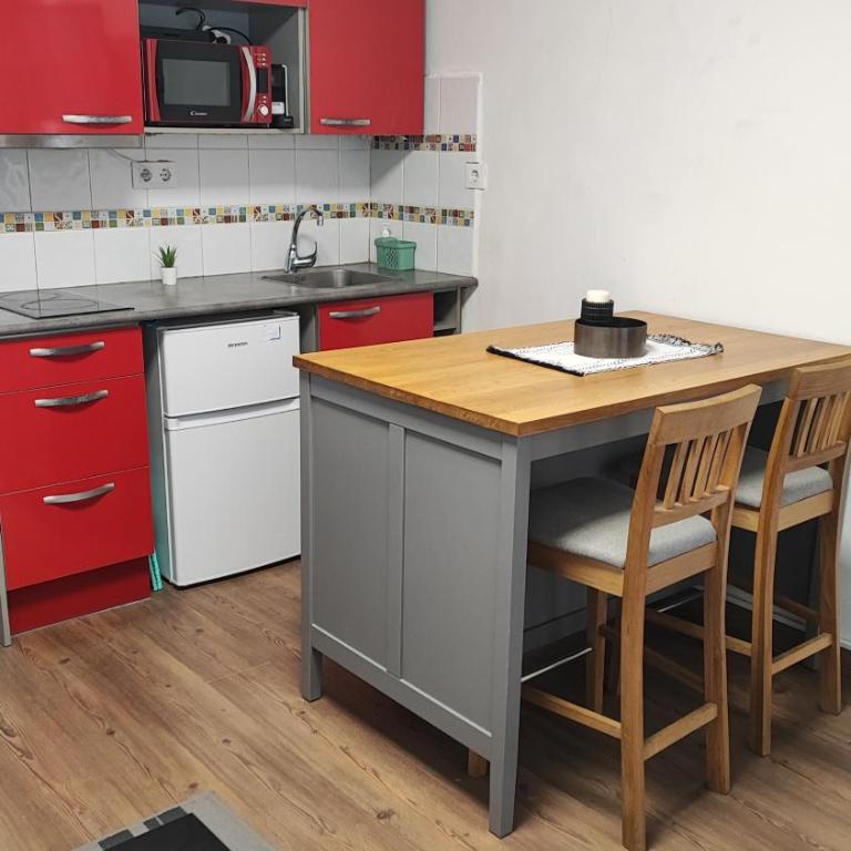 Acogedor estudio cerca de todo - One-Bedroom Apartment - 9