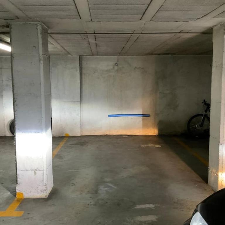 Céntrico, con vistas, ascensor y garaje - Apartamento de 2 dormitorios - 14