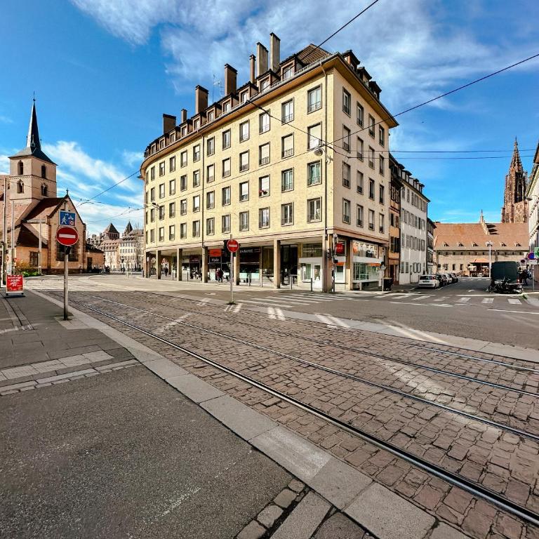 2 pièces cathédrale proche des quais strasbourg - Appartement 1 Chambre - 3