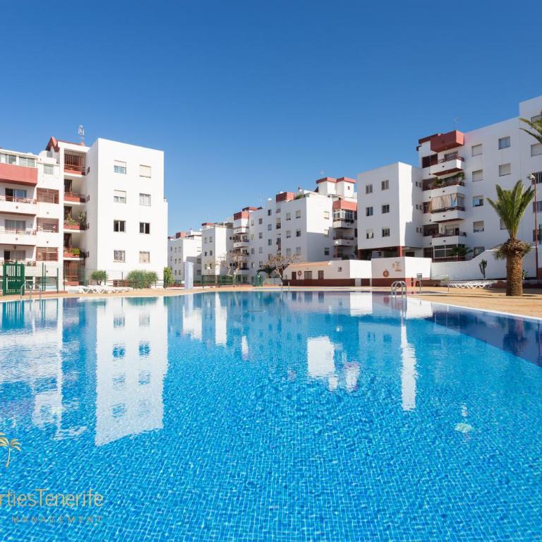 Apartamento Iris - Three-Bedroom Apartment - 13