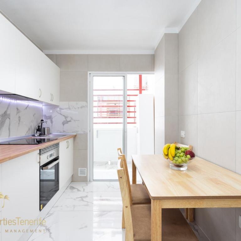 Apartamento Iris - Three-Bedroom Apartment - 21