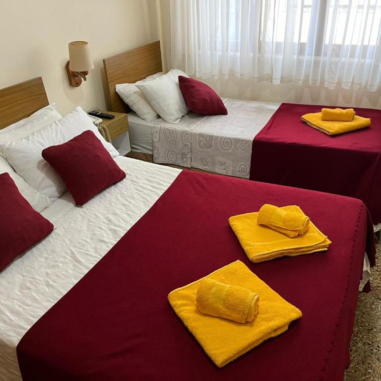 Hotel Carmen - Habitación Triple Estándar - 1