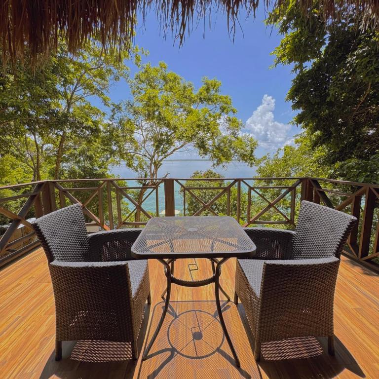 Villas Mandarina Bacalar - Suite con cama extragrande y vistas al mar - 1