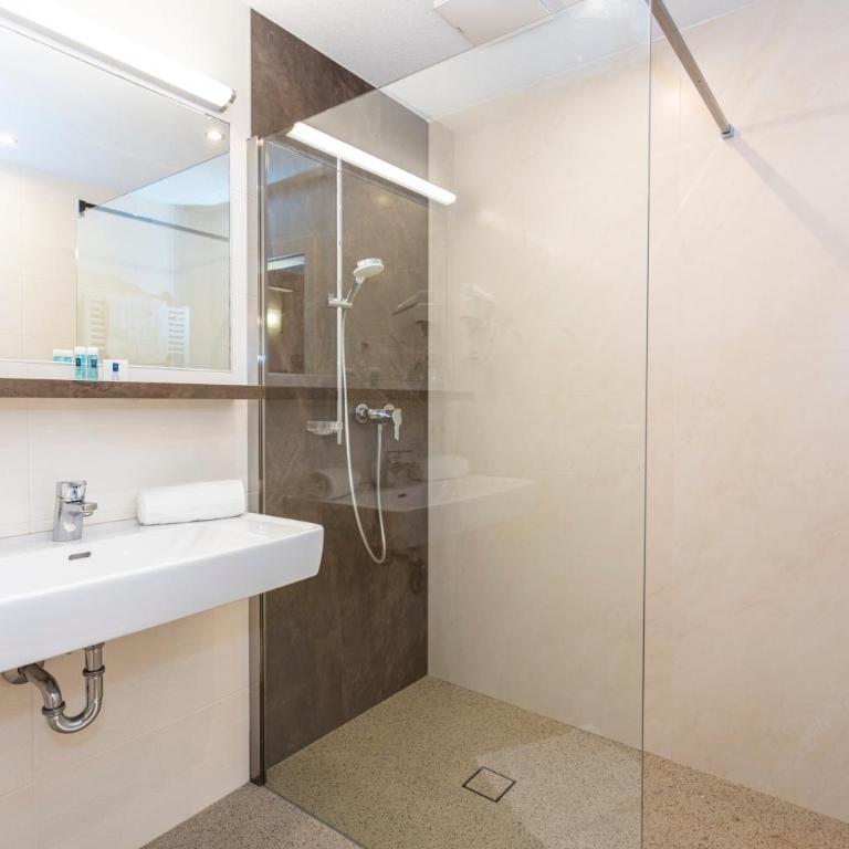 Pension Schusterkrämer - Apartment mit 2 Schlafzimmern und Balkon - 1