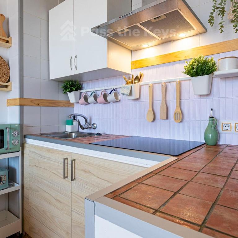 Cozy Studio in Heart of Nueva Andalucía - Pass the Keys - Apartamento Estudio - 13