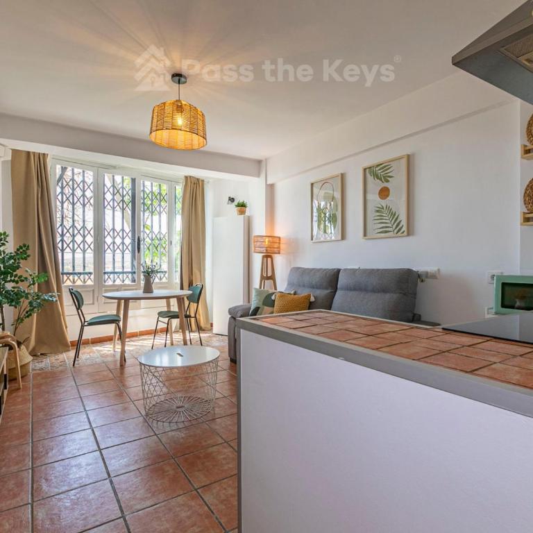 Cozy Studio in Heart of Nueva Andalucía - Pass the Keys - Apartamento Estudio - 9