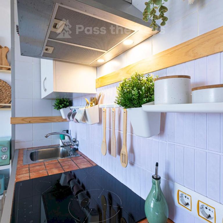 Cozy Studio in Heart of Nueva Andalucía - Pass the Keys - Apartamento Estudio - 14