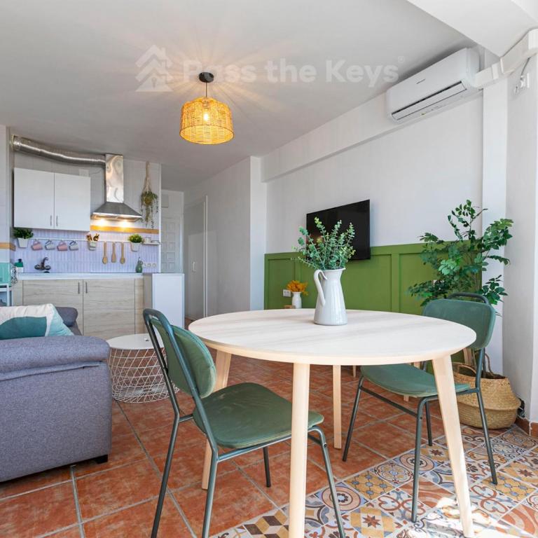 Cozy Studio in Heart of Nueva Andalucía - Pass the Keys - Apartamento Estudio - 4