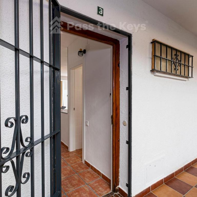 Cozy Studio in Heart of Nueva Andalucía - Pass the Keys - Apartamento Estudio - 27
