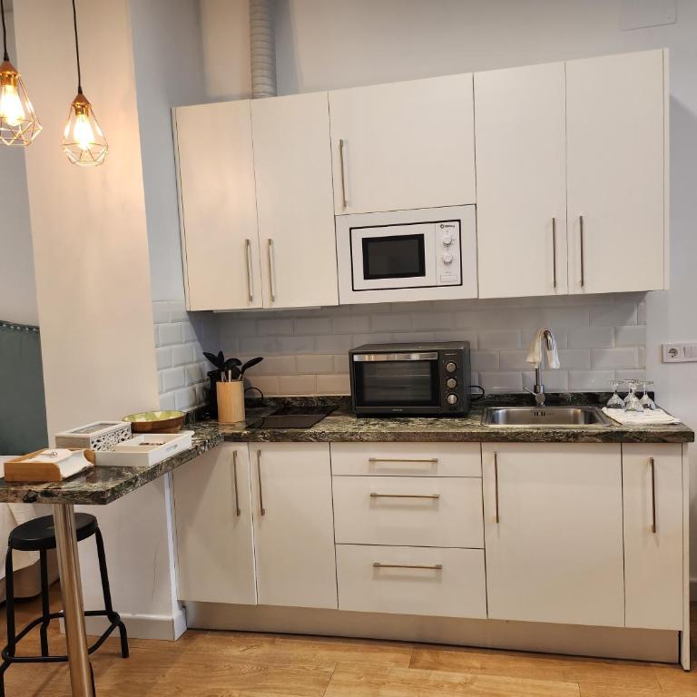 Minimalist Loft Space Malaga - Apartamento de 1 dormitorio - 5