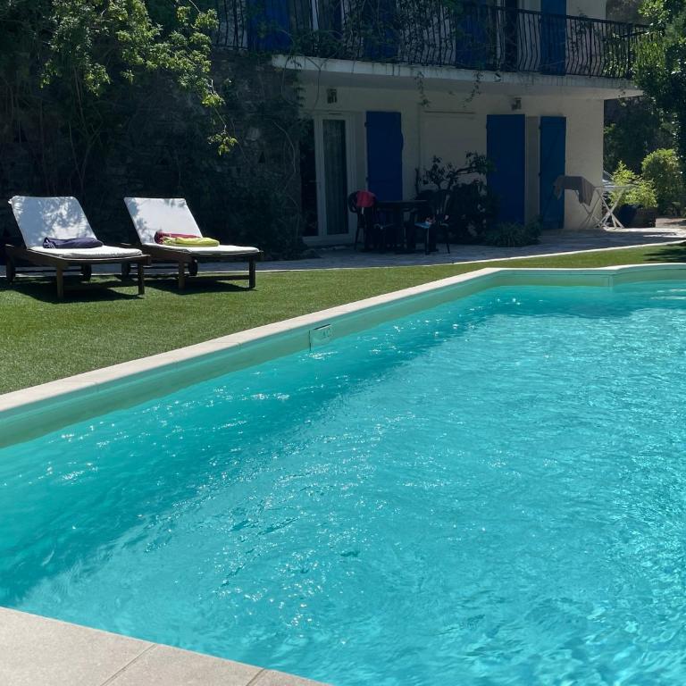 Villa les Mondoux - Rez-de-Jardin avec piscine - Proche Plages & Port - Villa 2 Chambres - 4