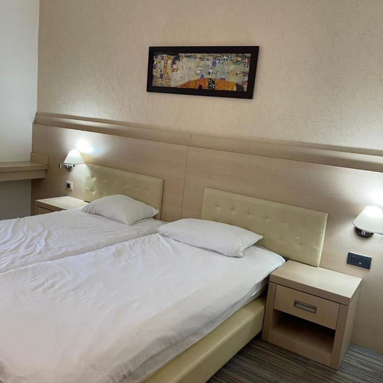 Konaci Andjela Apartmani broj 108 - One-Bedroom Apartment - 2