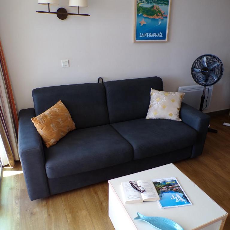"Location Vue MER et ESTEREL", Cap Estérel Agay-Saint Raphaël, T2, piscines, parking, wifi - Apartment mit 1 Schlafzimmer - 12