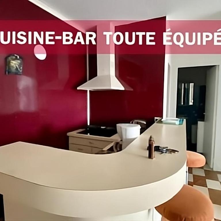 IDEAL Plein Centre - 65m2- Piscine et Garage - Superior Apartment - 2