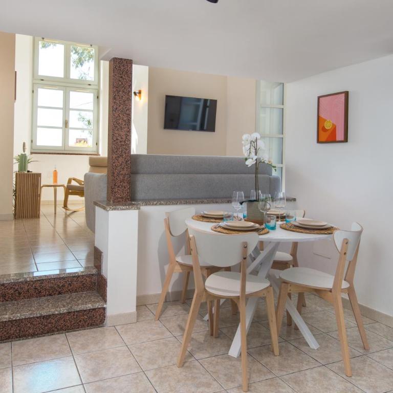 OLIVIERS -Agréable 2 pièces dans maison bourgeoise - One-Bedroom Apartment - 5