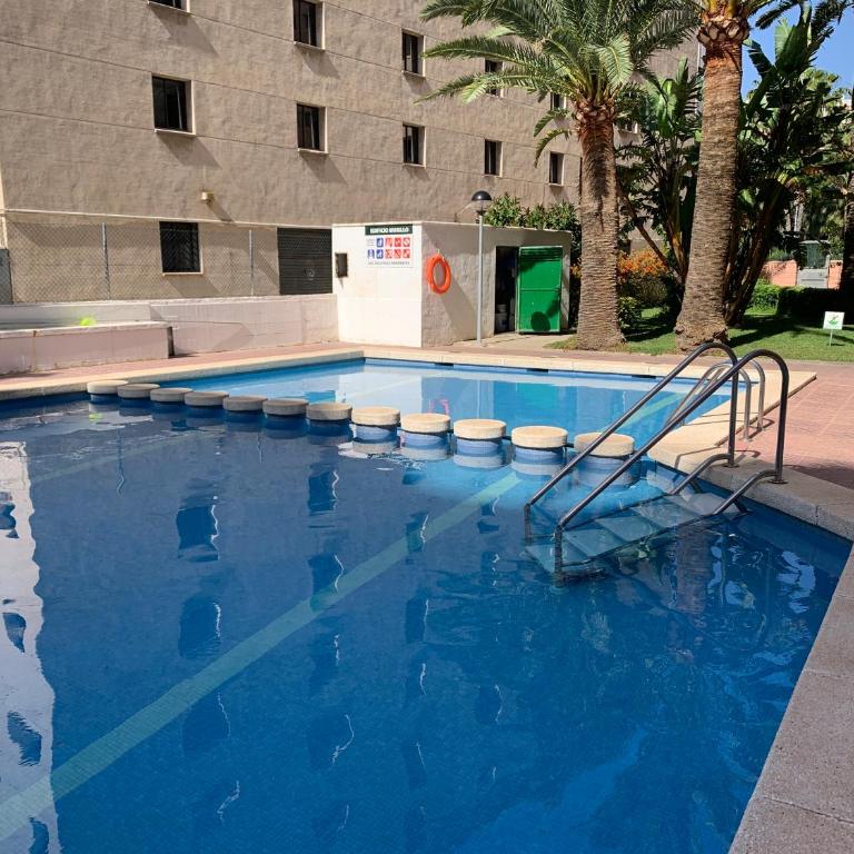 M10 Salou apartaments - One-Bedroom Apartment with Pool View - 5