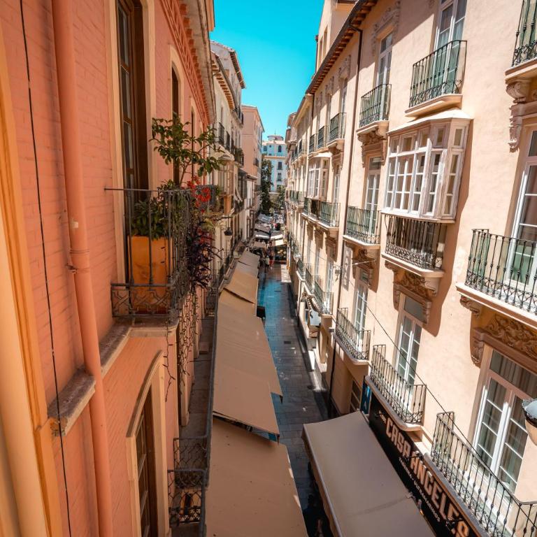 - Apartamento en pleno Centro - QH Ayuntamiento Granada - Deluxe Apartment - 4