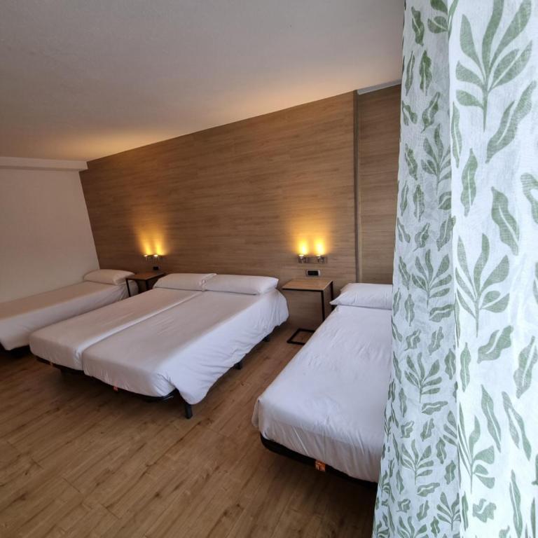 Hotel Avanti - Habitación Familiar - 5