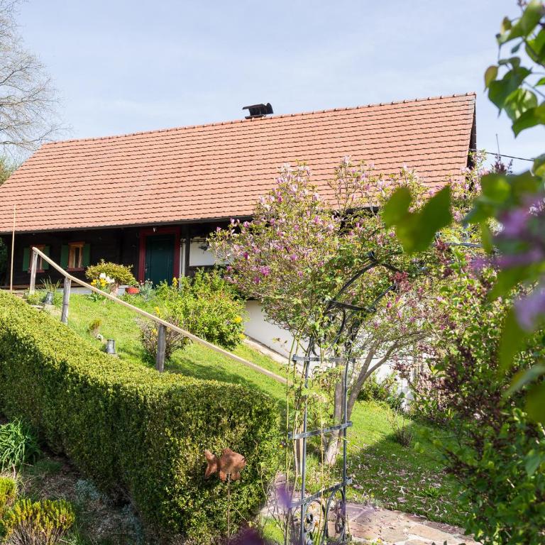 SCHILCHERLANDLEBEN - Bauernhaus - Ferienhaus - 32