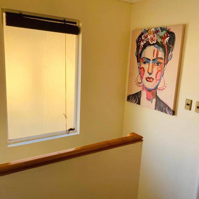 Casa a 5 minutos del aeropuerto y cercana al Mall Trebol - Casa de 3 dormitorios - 35