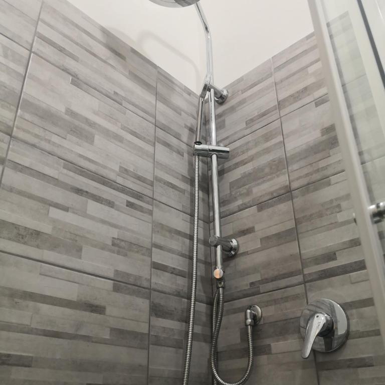 Notti di San Lorenzo - Appartamento Deluxe con 2 Camere da Letto e Vista Giardino - 5