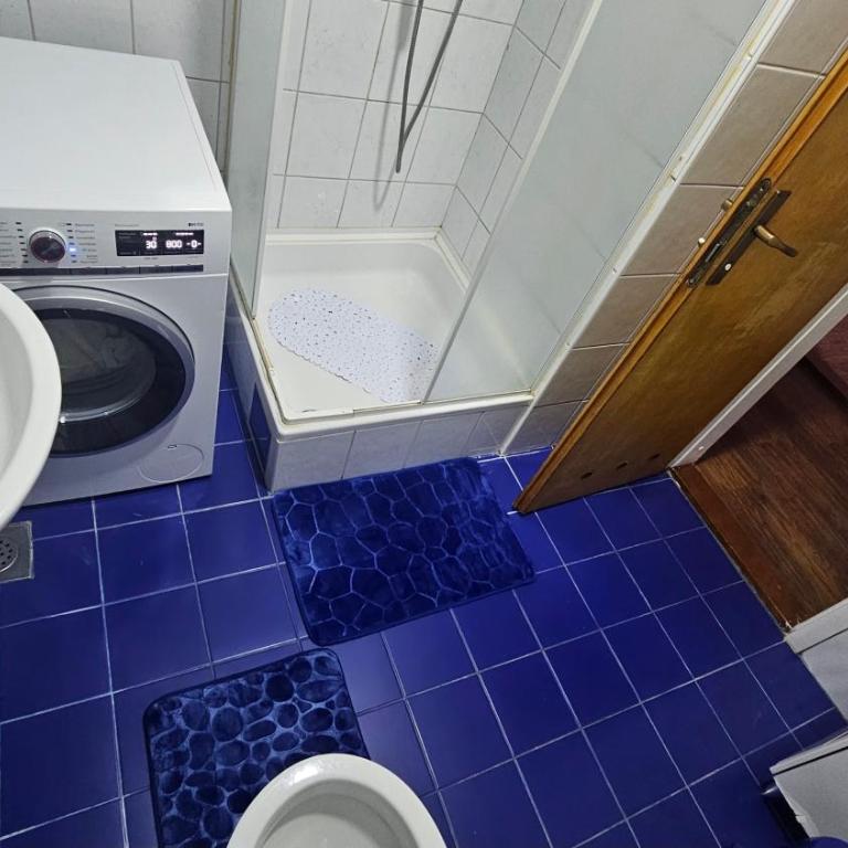 Idolina Apartment - Apartman sa 3 Spavaće Sobe i Balkonom - 66