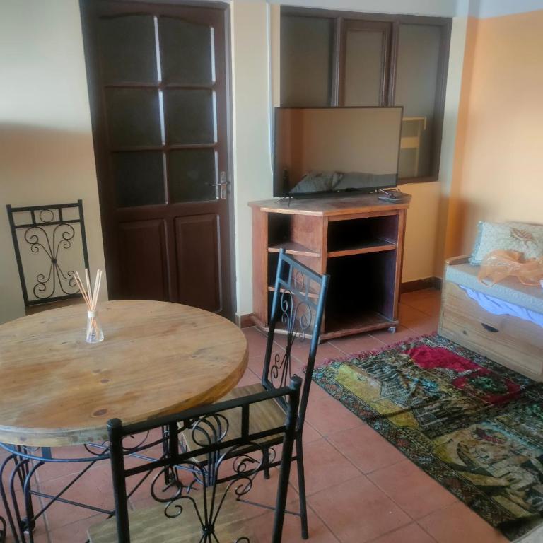 Moderno y Cómodo Departamento en Sucre - Apartamento de 2 dormitorios - 3