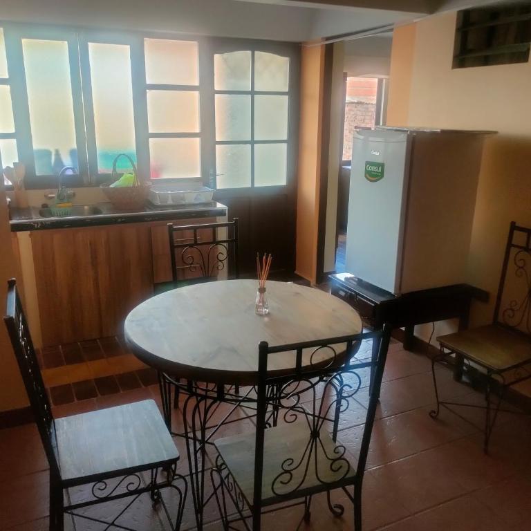 Moderno y Cómodo Departamento en Sucre - Apartamento de 2 dormitorios - 16