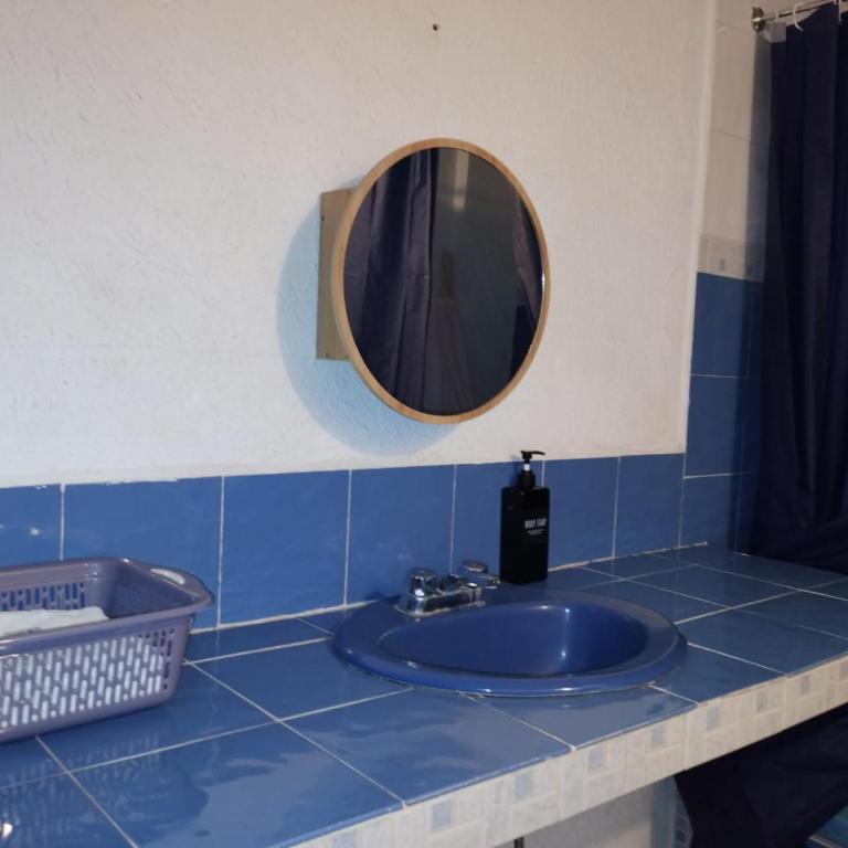 Posada Pantitlán - Habitación Cuádruple con baño privado - 11