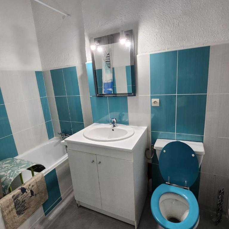 Pas de la case centre - One-Bedroom Apartment - 4