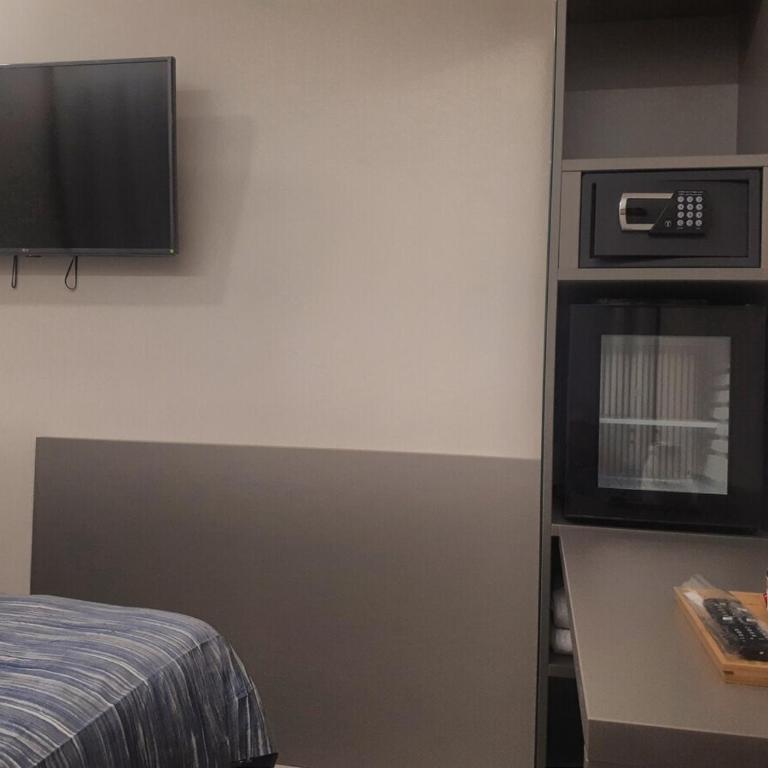 Smart Apartment Sei Chiese - TWA - Twin Room with Private Bathroom - 1