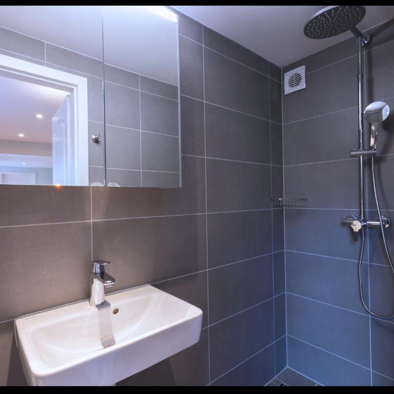 ꨄ Visp Chic for 2 - Apartment mit 1 Schlafzimmer - 17