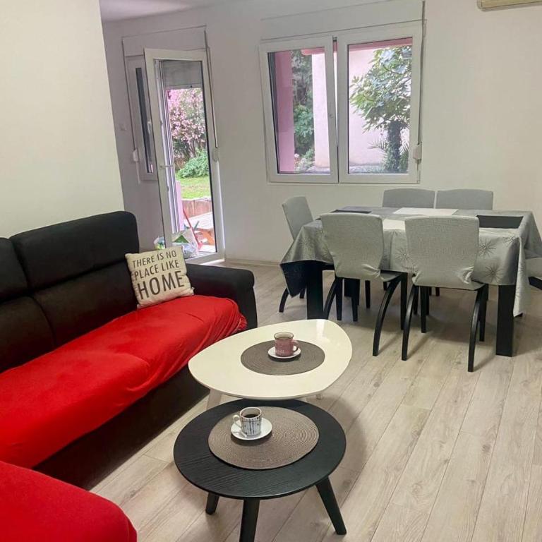 The Four Fish - Two-Bedroom Apartment with Terrace - 2