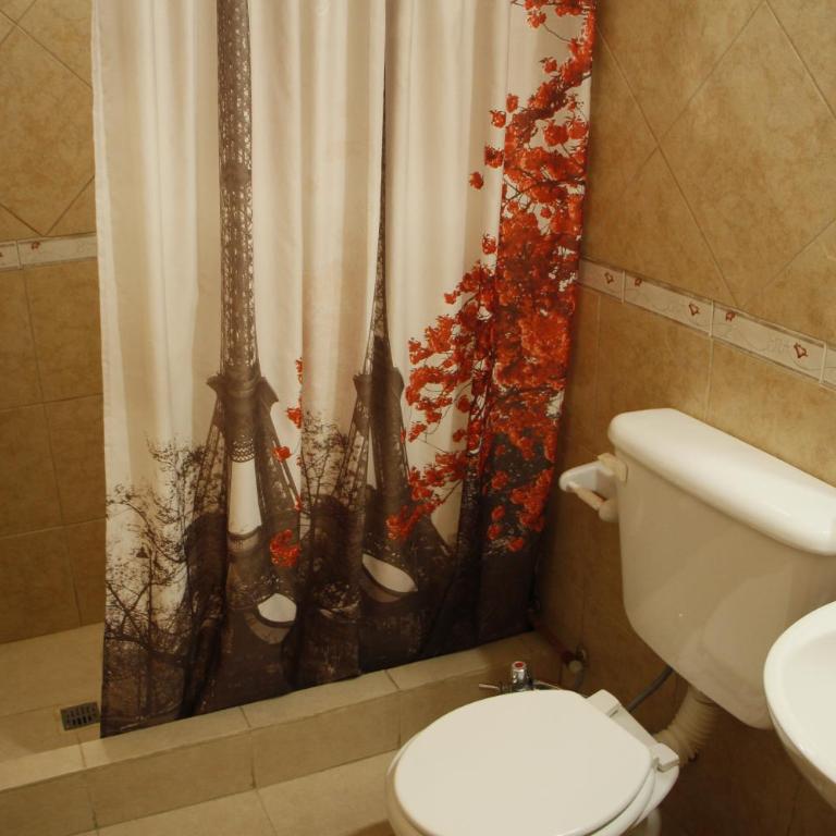 Hostal San Jorge - Triple Room with Private Bathroom - 3